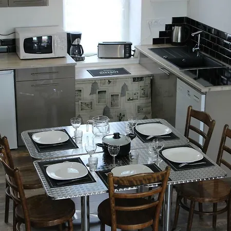 A Chacun Son Nid * Les Épesses