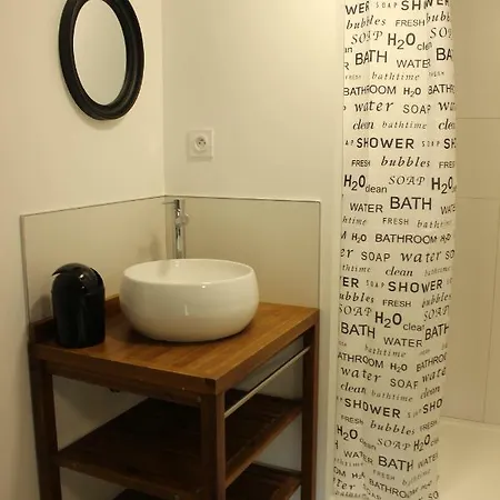 A Chacun Son Nid Les Épesses