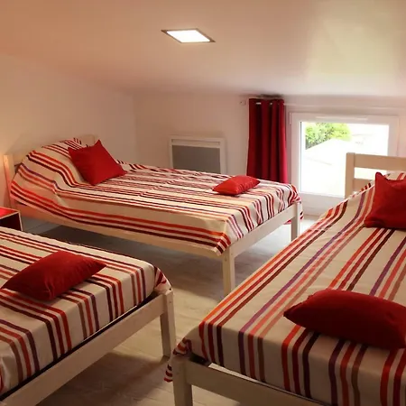 Holiday home A Chacun Son Nid Les Epesses