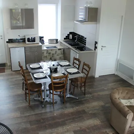 A Chacun Son Nid Σπίτι διακοπών *