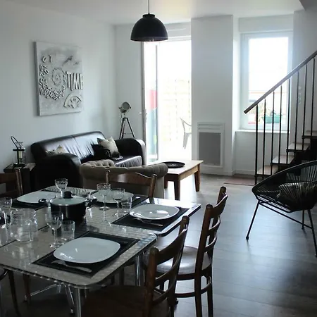 A Chacun Son Nid Holiday home *