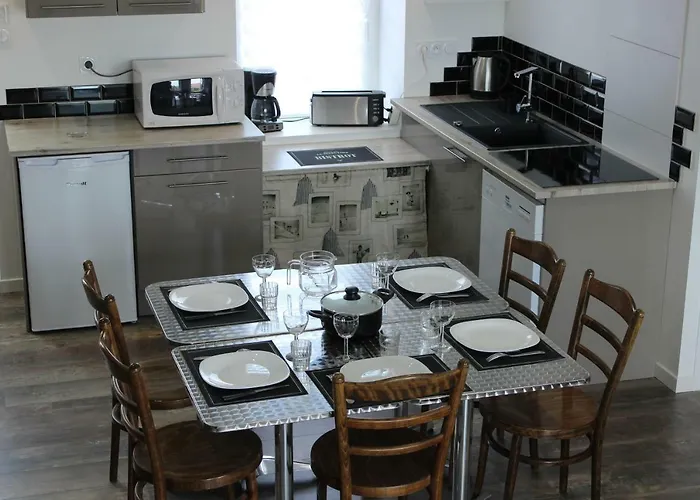 A Chacun Son Nid * Les Épesses