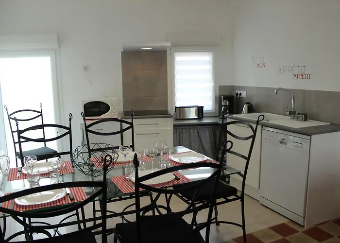 A Chacun Son Nid Les Epesses