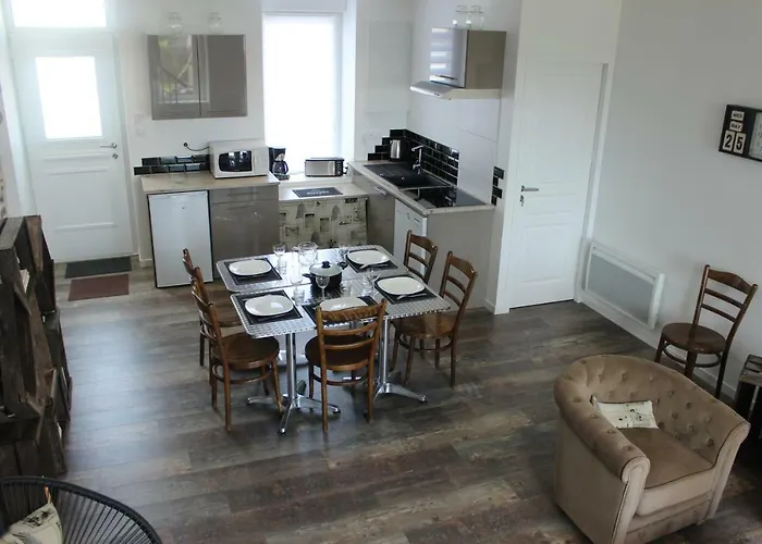 A Chacun Son Nid Holiday home *