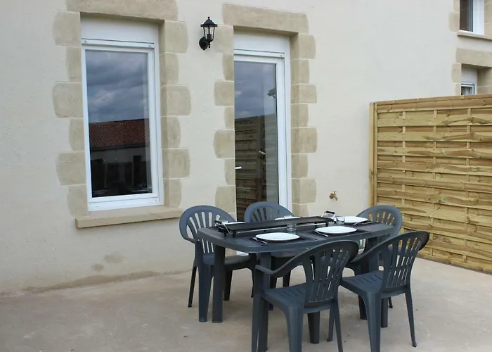 בית נופש A Chacun Son Nid *